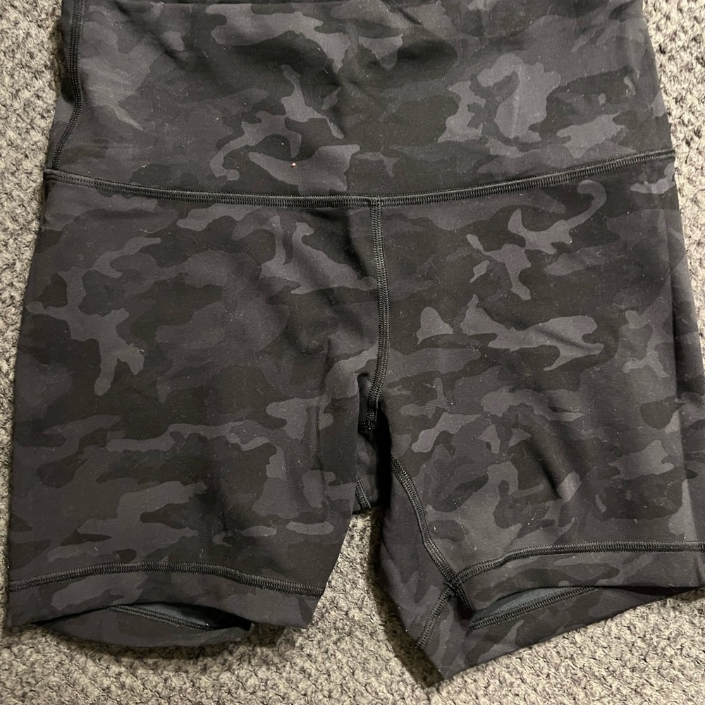 Lululemon biker shorts